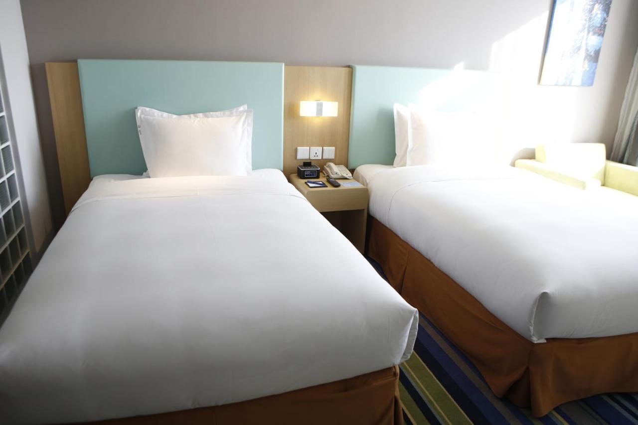 Holiday Inn Express Yingkou Onelong Plaza By Ihg Gaizhou Exteriér fotografie